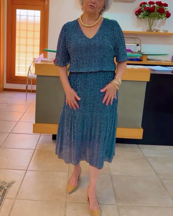 Losse rok met V-hals, halflange mouwen