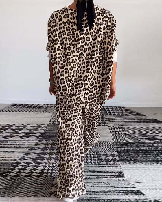 Casual luipaardprint top wijde pijp broek set met ronde hals en zak