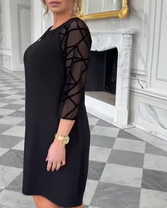 Elegante Jurk Met Ronde Hals En Modieus Design