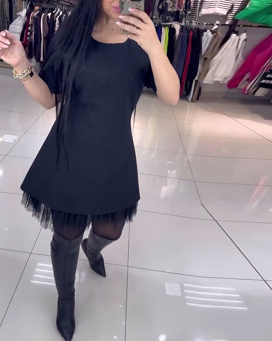 Jurk Met Korte Mouwen En Mesh Rok En Kralenstiksels