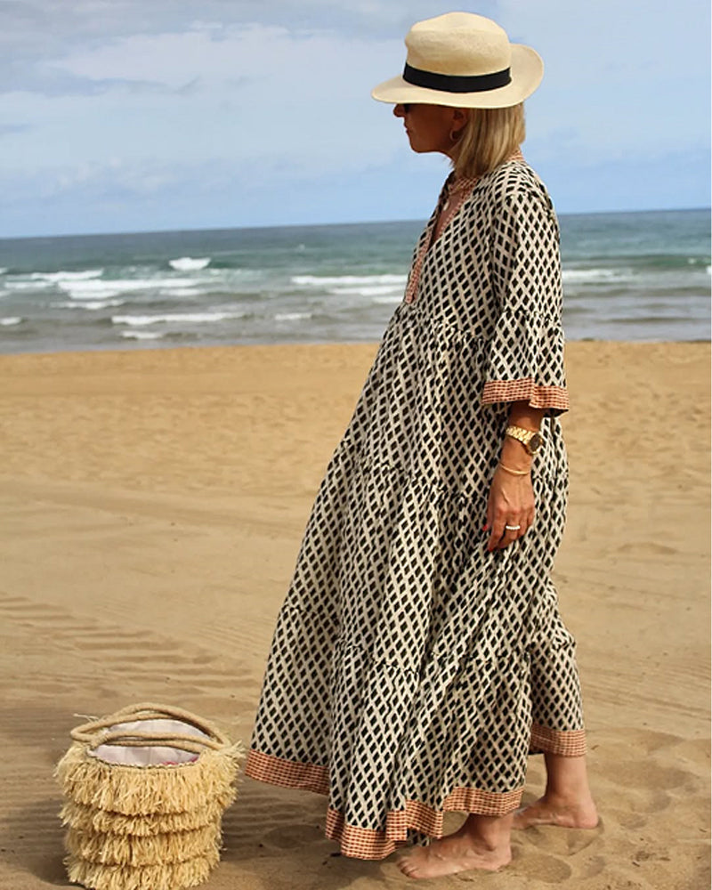 Jurk Met Ruitpatroon En Losvallende Pasvorm