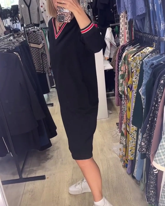 Jurk met V-hals en zakken