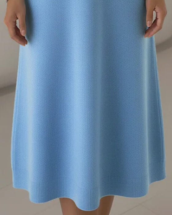 Modieuze Doorknoopjurk Met Reverskraag