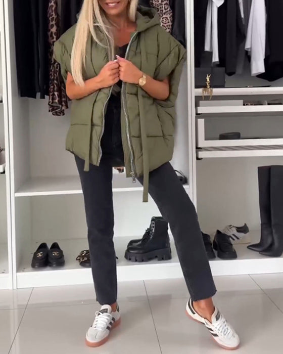 Gewatteerde jassen met capuchon, effen kleur, korte mouwen en rits