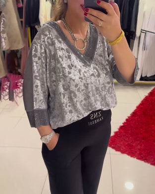 Casual blouse met V-hals en print