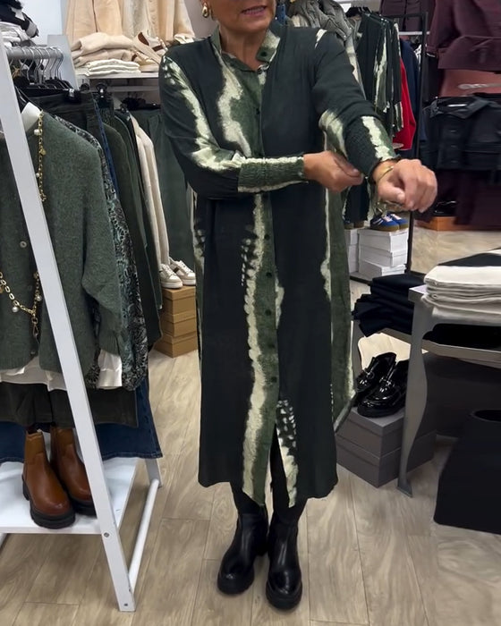 Overhemdjurk met opstaande kraag en knoopjes en print