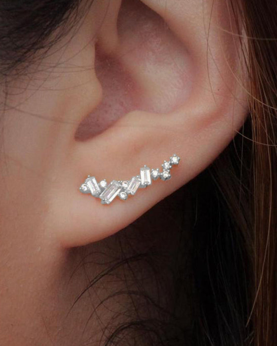 Eenvoudige geometrische glanzende oorbellen