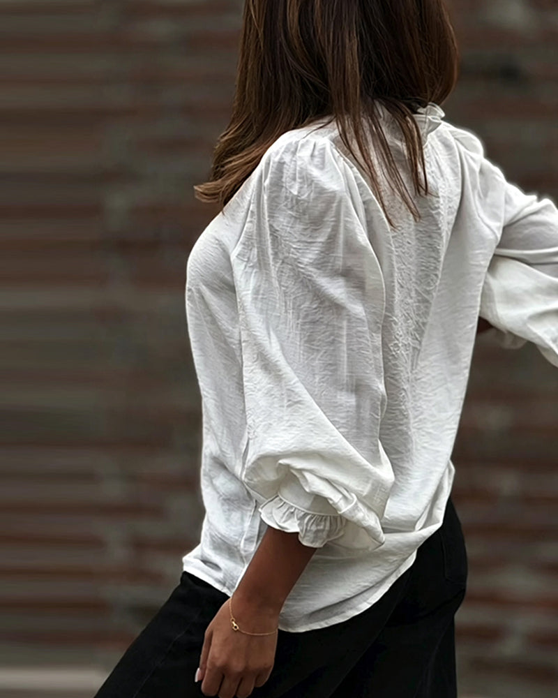 Blouse V-Hals Knoop Voor Ruffle Pofmouw