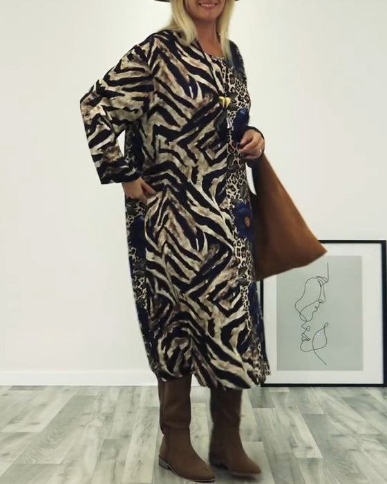 Stijlvolle patchworkjurk met zebraprint en luipaardprint