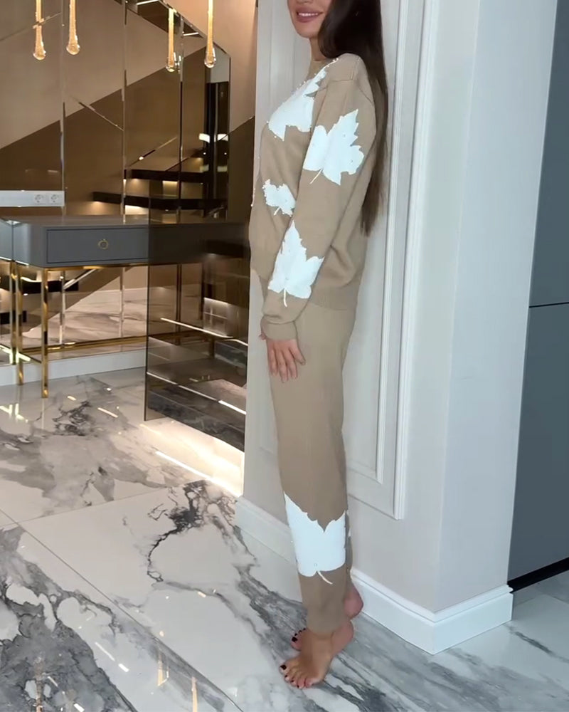 Tweedelig Setje Met Esdoornbladprint