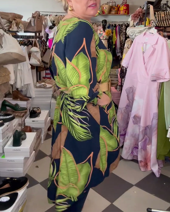 Losse Jurk Met Bladprint En V-Hals