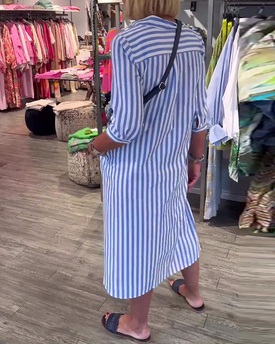 Jurk met reversknopen en strepenprint