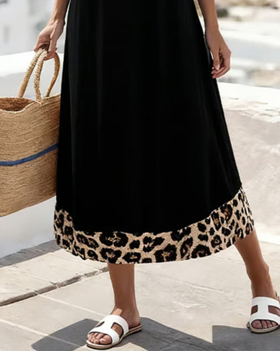 Elegante Maxi Jurk Met Leopardprint En Patchworkdetails