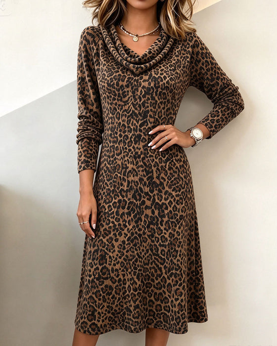 Jurk Slouchy Mock Hals Luipaard Lange Mouw
