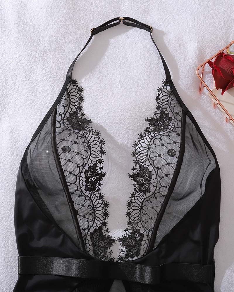 Doorzichtige Rugvrije One-Piece Lingerie Met Uitsnijdingen