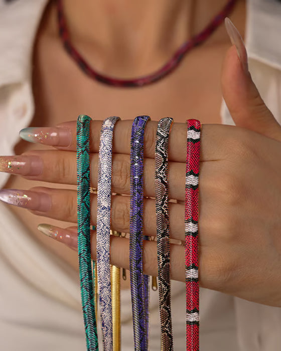 Slangen Statement Ketting – Een Symbool van Mystiek & Kracht