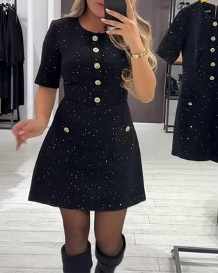 Jurk Korte Mouw Fijn Glanzende Knopen