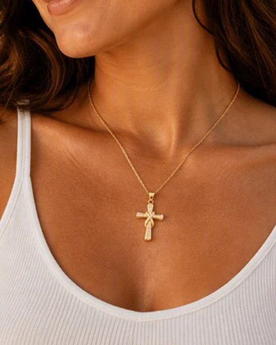 ✝️ Dames Ketting Met Glinsterend Kruis Hanger – Elegant Gedraaid Ontwerp Voor Dagelijks & Speciale Gelegenheden  Danish