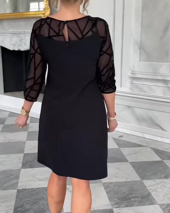 Elegante Jurk Met Ronde Hals En Modieus Design