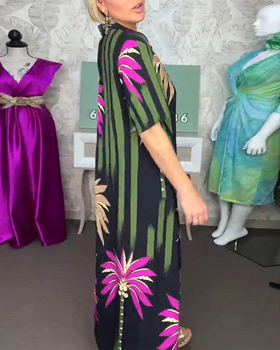 Casual losse jurk met split met bladprint en korte mouw