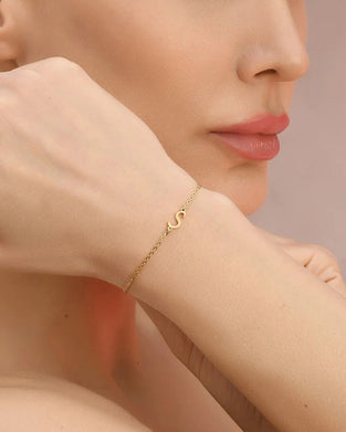 Eenvoudige letterarmband