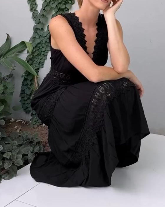 Tankjurk met V-hals van kant