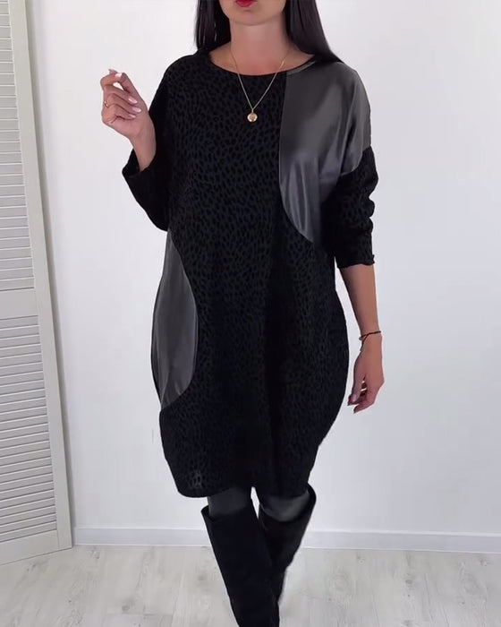 Elegante jurk met ronde hals en panelen