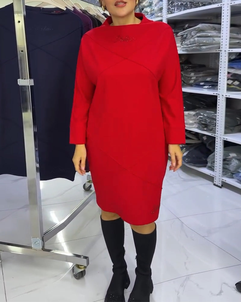 Modieuze Jurk Met Halfhoge Kraag