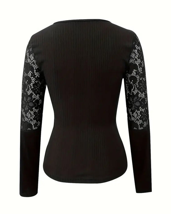 Blouse Met Striknek Gebreid