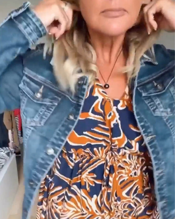 Casual denim jas met reversknoop en lange mouwen