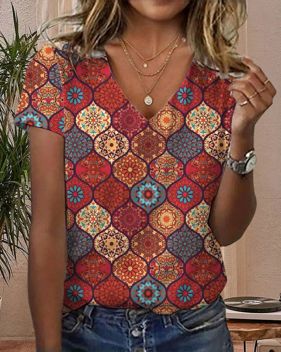 V - nek T - shirt Met Retro Print