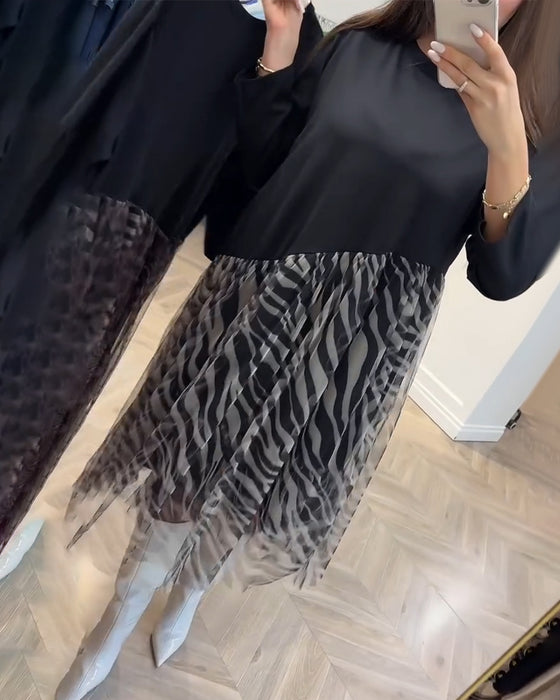 Jurk Met Ronde Hals En Patchwork Mesh-Print