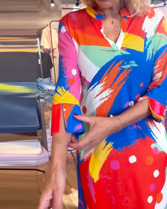 Elegante jurk met V-hals en kleurrijke print