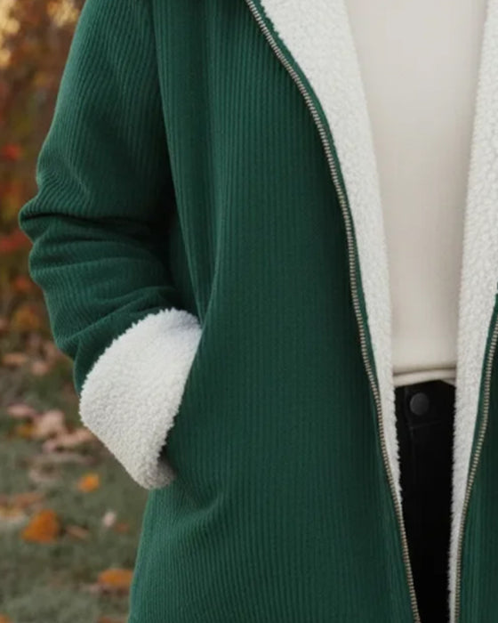 Jas Van Ribfluweel Met Lamswol