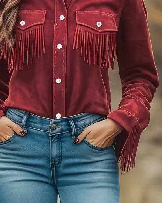 Shirt Met Lapel Kragen, Franje Zak Detail En Moderne Snijdt