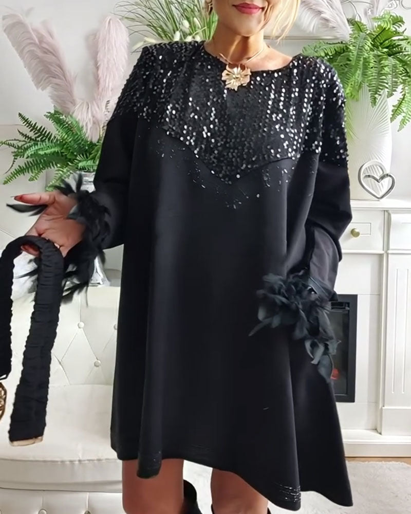 Modieuze Wijde Jurk Met Pailletten En Patchworkdetails