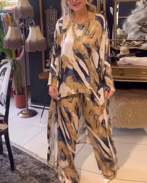 Elegante tweedelige set met onregelmatige print