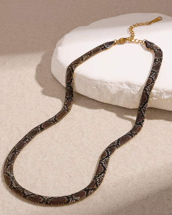 Slangen Statement Ketting – Een Symbool van Mystiek & Kracht