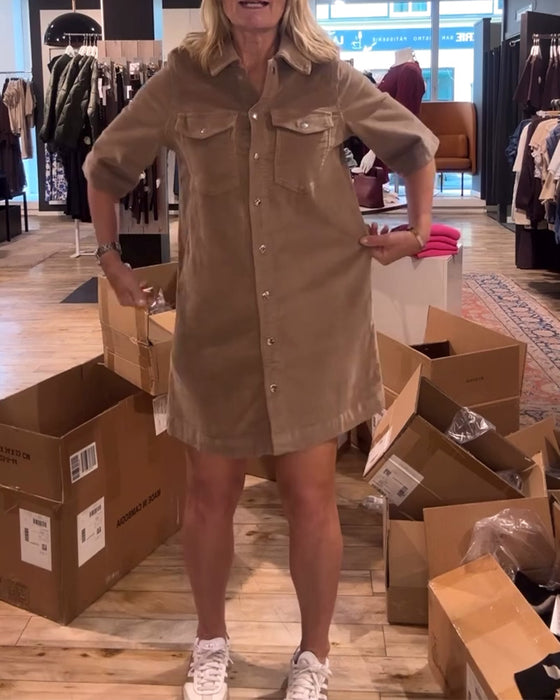 Jurk Met Halve Mouwen In Effen Kleur