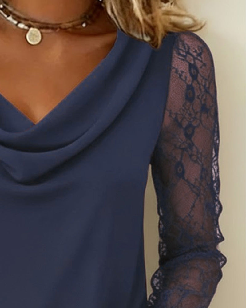 Top Met Gedrapeerde Kraag En Patchworkdetails