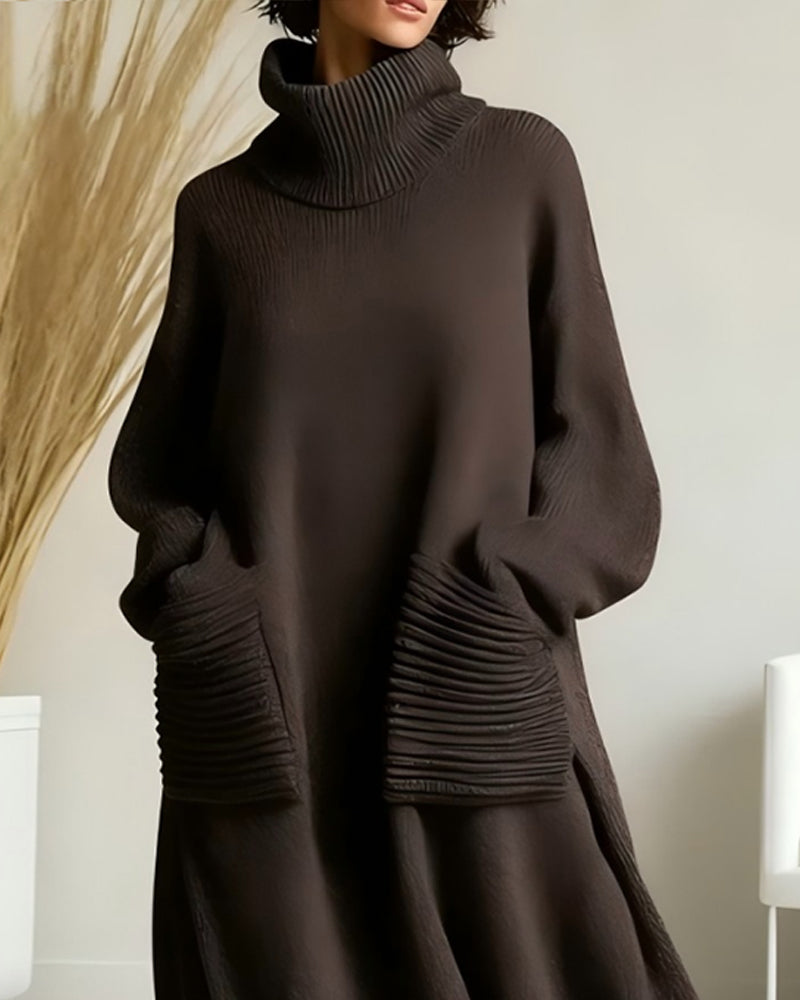 Jurk Met Hoge Hals En Zakdesign