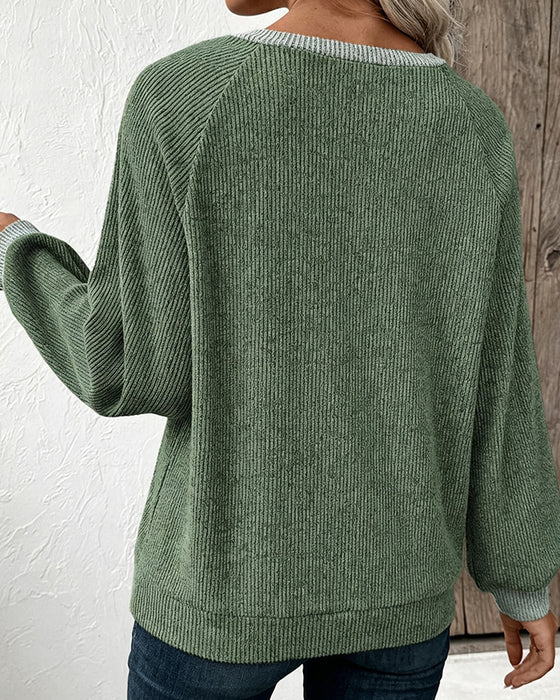 Knit Top Met Contrastkraag Lange Mouwen