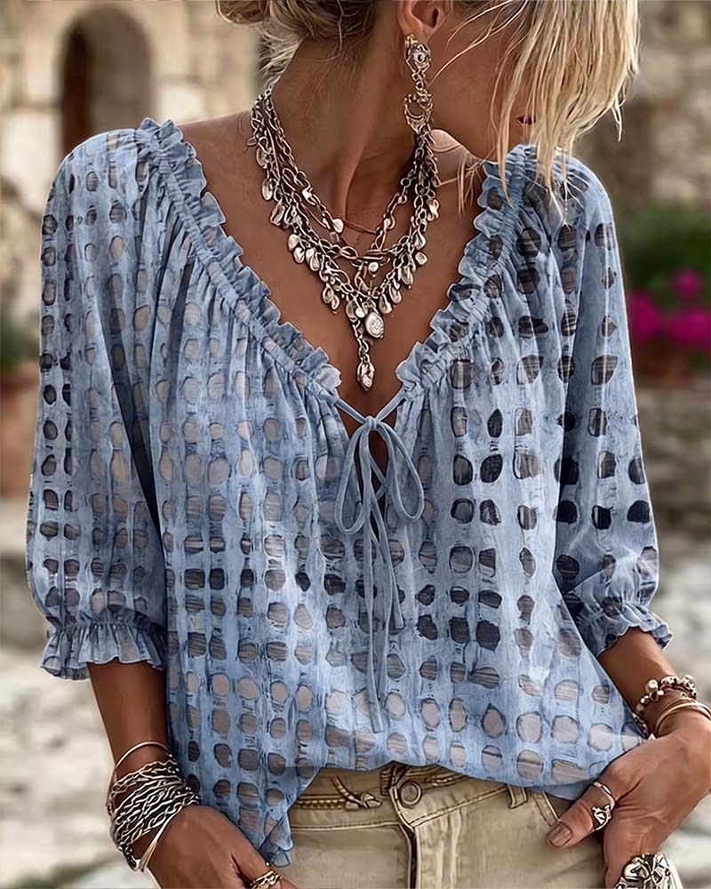 Blouse Stippenpatroon Met Vetersluiting