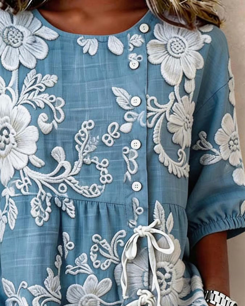 Blouse Met Bloemenprint Vetersluiting En Halve Knoopsluiting