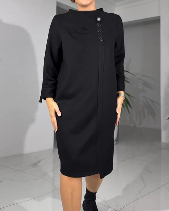 Jurk Met Gesofistikeerde Stijl En Elegante Sfeer