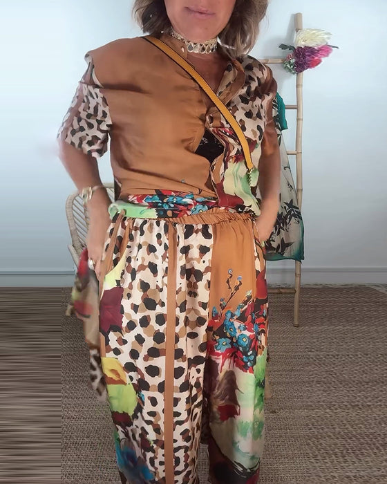 Tweedelige set met retromode en contrasterende print