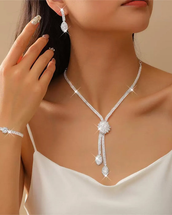 🌼✨ Dames Sieraadset Met Zirkonia Bloem