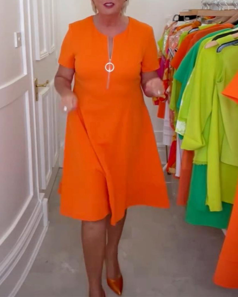 Modieuze effen kleur jurk met ritssluiting en korte mouw