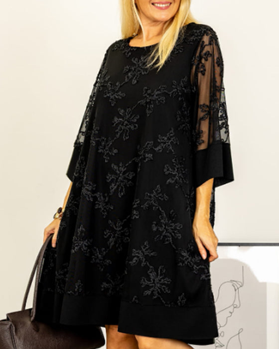 Effen Geborduurde Jurk Met Ronde Hals