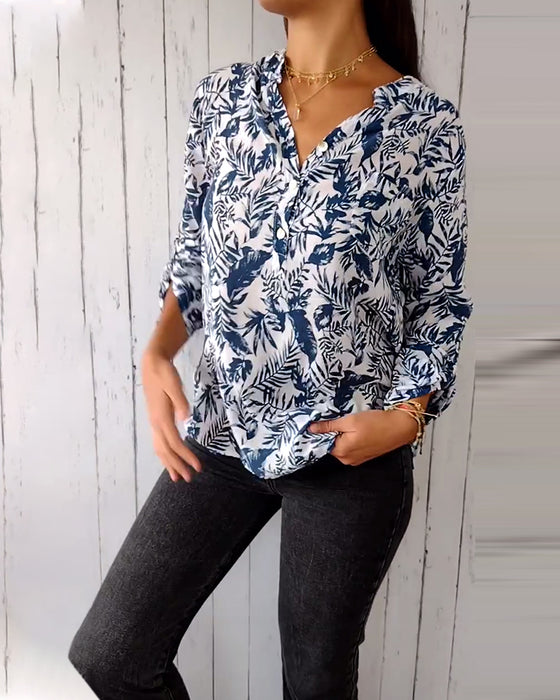 Casual blouse met bladerprint, V-hals en knoopsluiting met negenkwartmouwen